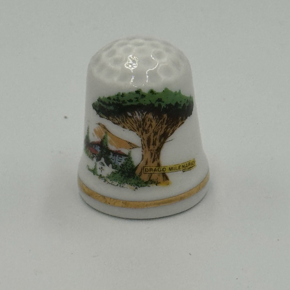 Rdo. Tenerife Thimble Vintage Souvenir Collectible